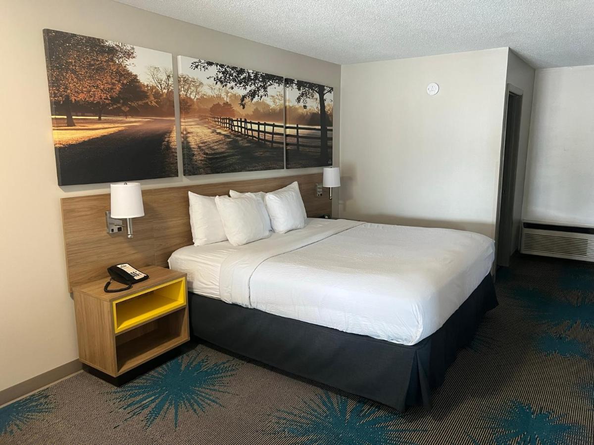 Days Inn By Wyndham Valdosta I-75 Eksteriør billede