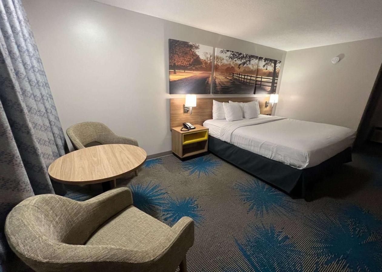 Days Inn By Wyndham Valdosta I-75 Eksteriør billede